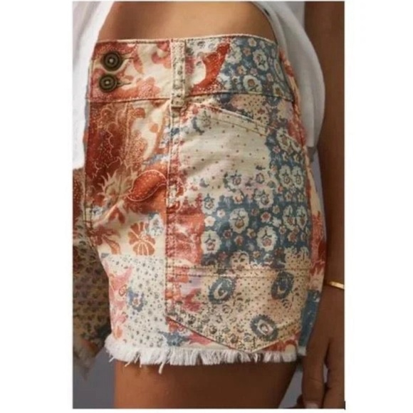 Anthropologie Pilcro Floral Patterned Low Rise Frayed Hem Shorts Size 25 - Picture 6 of 15
